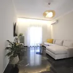 Zen Flat By 8essentially Apartment
