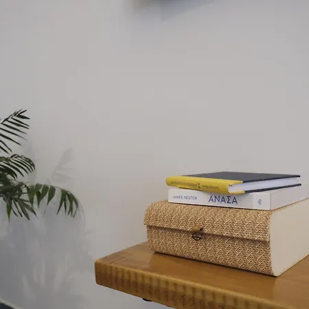 Zen Flat With Seaview By 8essentially