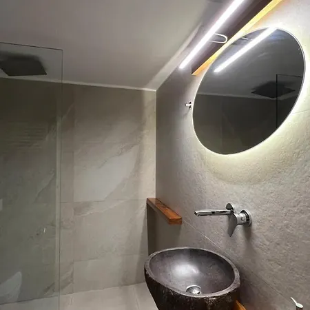 Zen Flat With Incredible Sea And View By 8essentially Apartmán Chania (Crete)