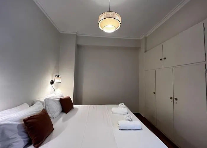 Zen Flat With Seaview By 8essentially